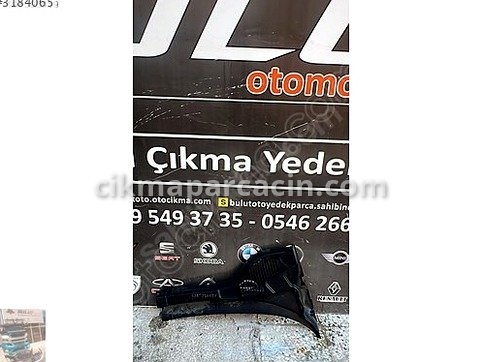Skoda Superb Ön Cam Izgarası çıkma parça