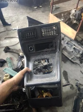 Toyota Carina Orta Konsol çıkma parça - OTTO CAR ÇIKMA PARÇA SAKARYA