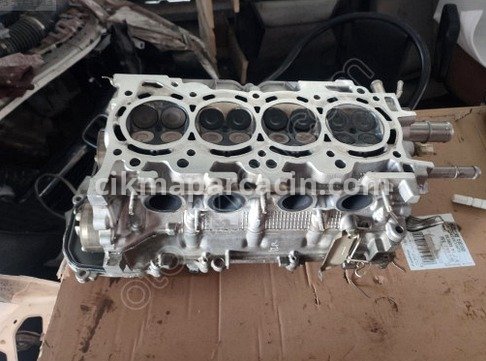 Toyota Avensis Silindir Kapağı çıkma parça