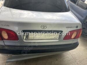TOYOTA COROLLA 1998 2001 ARKA BAGAJ KAPAĞI – Sakarya Çıkma Parça