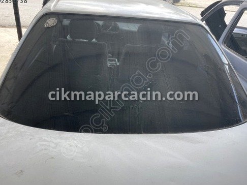 Toyota Corolla Arka Cam çıkma parça