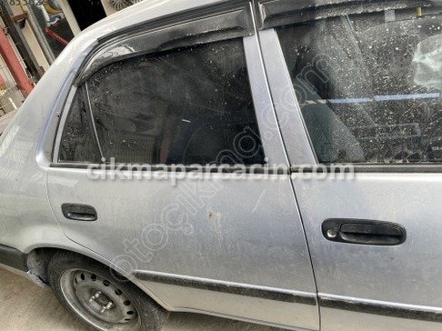 Toyota Corolla Sağ Arka Kapı çıkma parça