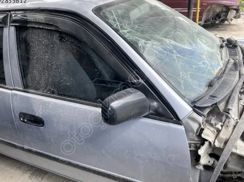 Toyota Corolla Sağ Ön Kapı çıkma parça - T-F-M OTOMOTİV SAKARYA