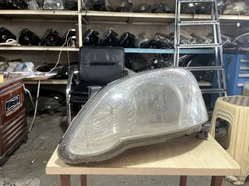 Toyota Corolla Sol Ön Far çıkma parça - T-F-M OTOMOTİV SAKARYA