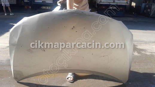 Toyota Corolla Kaput çıkma parça