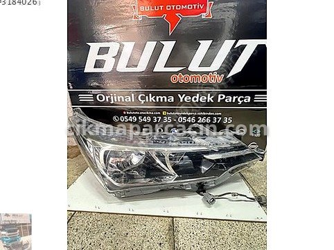 Toyota Corolla Sağ Ön Far çıkma parça