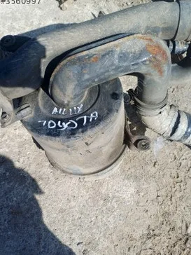 Toyota Hilux Hava Filtresi Kazanı çıkma parça - Karma Oto Çıkma Trabzon