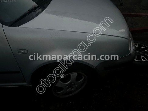Volkswagen Golf Ön Çamurluk çıkma parça