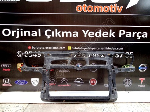 Volkswagen Golf Ön Panel çıkma parça