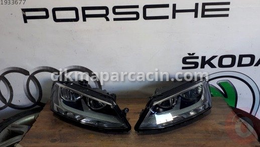 Volkswagen Jetta Sağ Ön Far çıkma parça