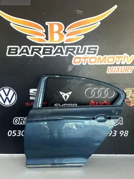 Volkswagen Passat Sağ Arka Kapı çıkma parça - ANKA OTO YEDEK PARÇA İZMİR