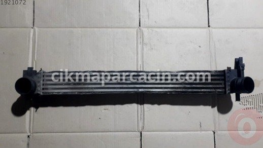 Volkswagen Polo Turbo Radyatörü çıkma parça