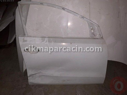 Volkswagen Polo Sağ Ön Kapı çıkma parça