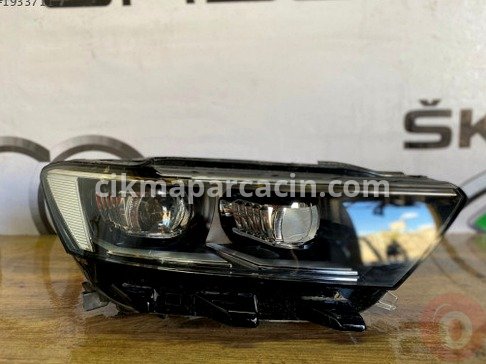 Volkswagen T-Roc Sağ Ön Far çıkma parça