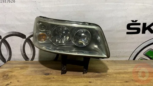 Volkswagen Transporter Sağ Ön Far çıkma parça - ANKA OTO YEDEK PARÇA İZMİR