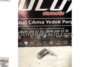Vw Golf 7 2013 2016 Ön Çamurluk Baglanti Saci Sağ – Çıkma İzmir