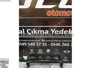 Vw Passat B7 Ön Tampon Orta Braket 2011-2015 3Aa807571 – Çıkma İzmir