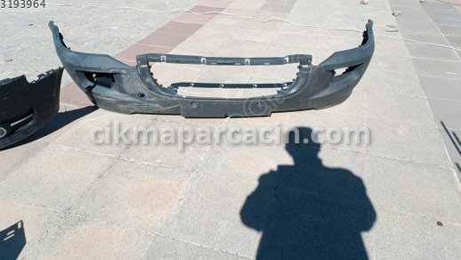 Volkswagen Transporter Ön Tampon çıkma parça