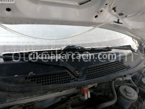 Honda Civic Ön Cam Izgarası çıkma parça