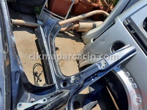 Ford Focus Marşpiyel Sacı çıkma parça