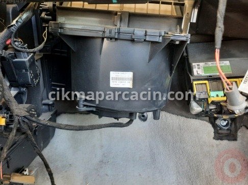 Ford Mondeo Kalorifer Motoru çıkma parça