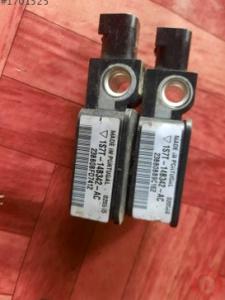 2001. 2005 ford mondeo orta direk darbe sensörü sag sol
