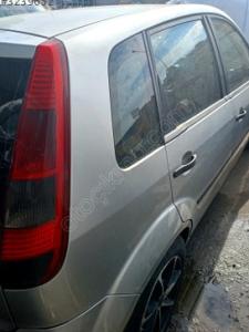 2002 2007 fiesta arka çamurluk sağ çeyrek