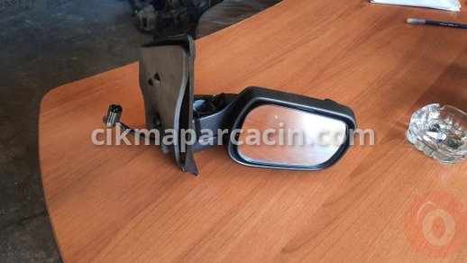 Ford Fiesta Sağ Dış Ayna çıkma parça