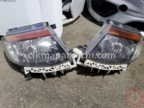 Ford Ranger Sol Ön Far çıkma parça
