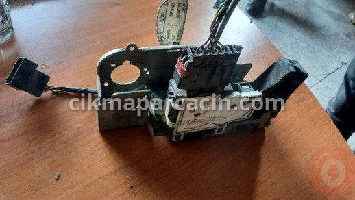 Ford Transit Kapı Kilidi çıkma parça