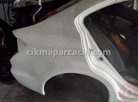 Honda Civic Arka Çamurluk çıkma parça