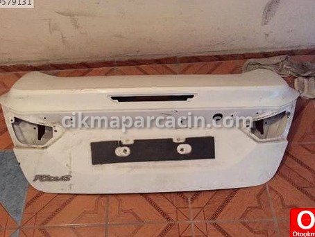 Ford Focus Bagaj Kapağı çıkma parça