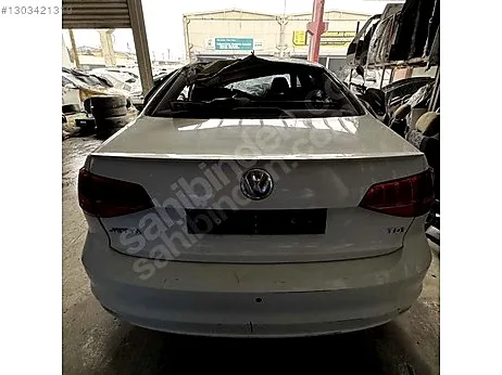 Volkswagen Jetta Bagaj Kaplaması çıkma parça - EYLÜL VOLKSWAGEN ÇIKMA YEDEK PARÇA şanlıurfa