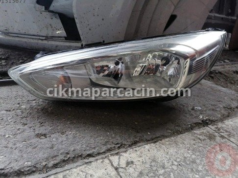 Ford Focus Sol Ön Far çıkma parça