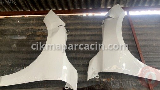 Ford Focus Sol Ön Çamurluk çıkma parça