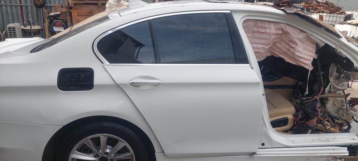 BMW 5 Serisi Çamurluk (Ön) F10 çıkma parça