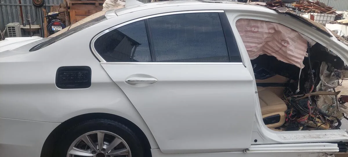 BMW 5 Serisi Çamurluk (Ön) F10 çıkma parça