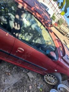 206 sag ön kapı dolu