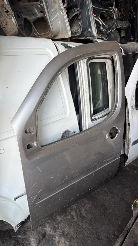 Fiat Doblo Sol Ön Kapı 51847707 çıkma parça