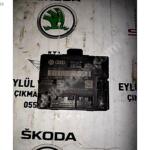 Audi A4 Kapı Kolçağı çıkma parça - EYLÜL VOLKSWAGEN ÇIKMA YEDEK PARÇA şanlıurfa