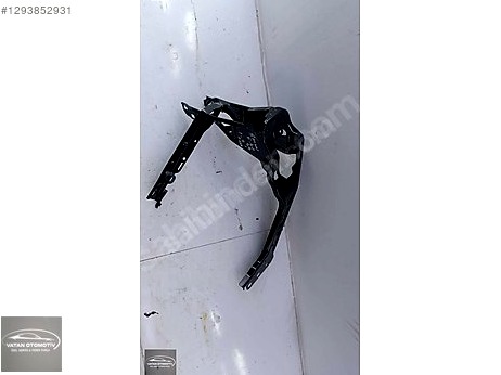 BMW 1 Serisi Sol Ön Far çıkma parça