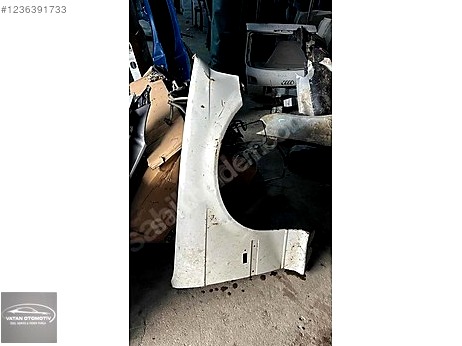 BMW 3 Serisi Çamurluk (Ön) çıkma parça