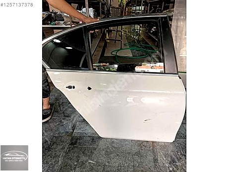 BMW 5 Serisi Kapı (Arka Sağ) çıkma parça