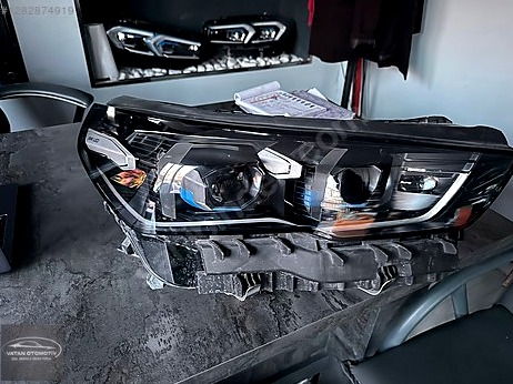 BMW 5 Serisi Sol Ön Far çıkma parça