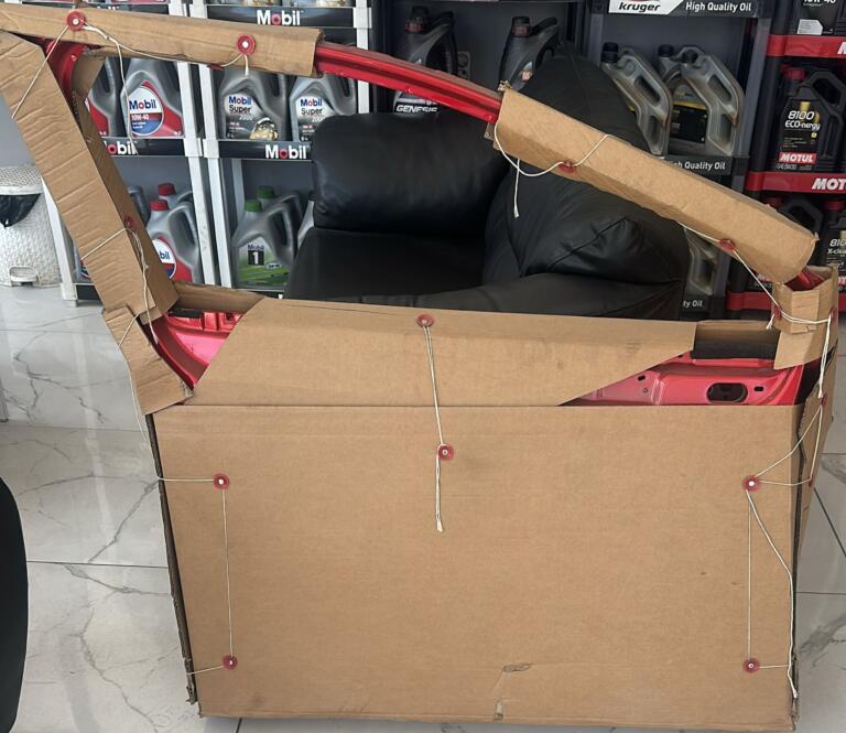 Renault Clio Kapı (Ön Sol) çıkma parça
