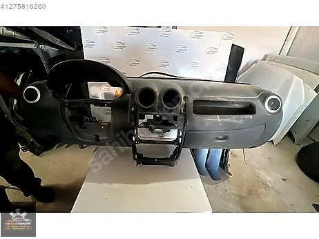 Dacia Sandero Torpido çıkma parça - MESA YEDEK PARÇA Mersin