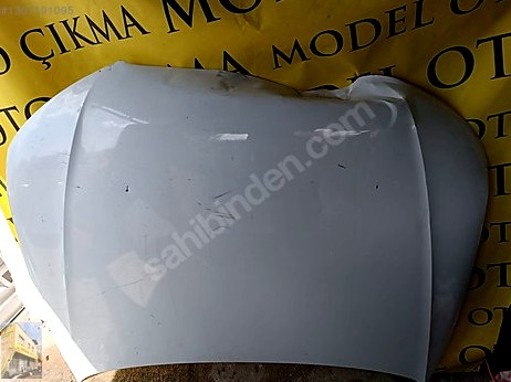 Audi A4 Kaput çıkma parça