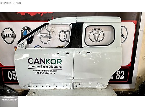 Ford Tourneo Connect Kapı (Ön Sol) çıkma parça