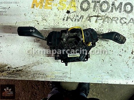 Ford Focus Sinyal Kolu çıkma parça