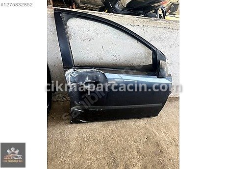 Ford Focus Kapı (Ön Sağ) çıkma parça